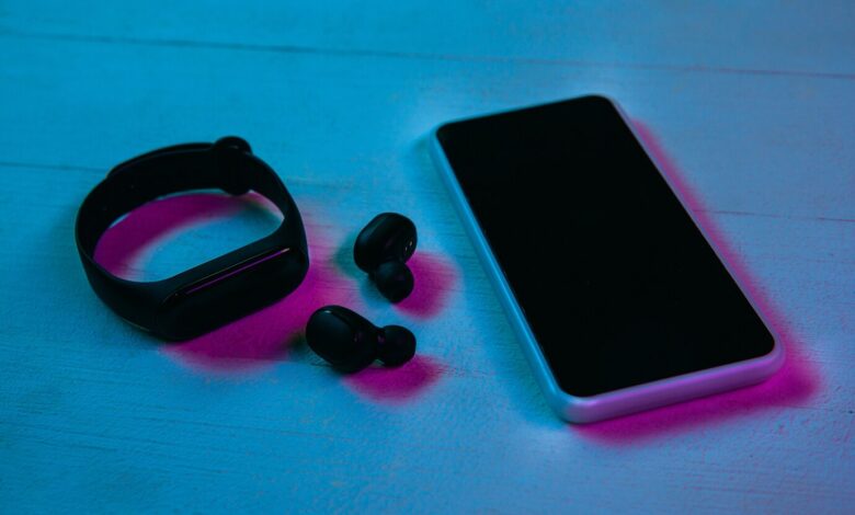 rs 125 only on thespark shop batman style wireless bt earbuds